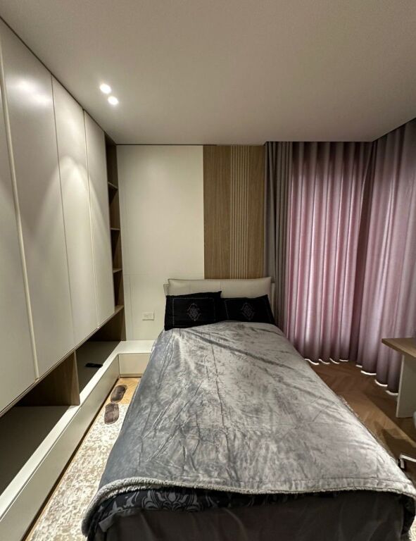 🏡 JEPET ME QIRA – VILË LUKSOZE | Vile Roses, Farkë