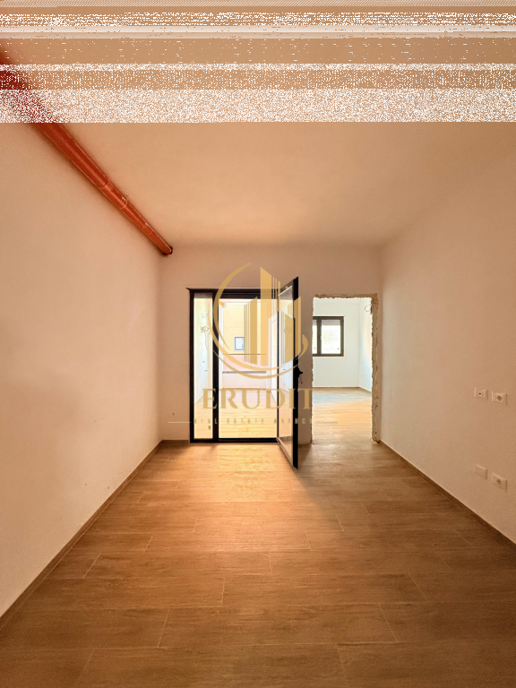 Apartament në shitje  Vlorë (Pranë Shkollës Internacional)