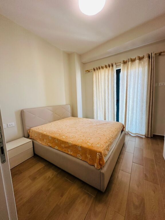 Apartament 1+1 për qira  Rruga Qemal Stafa Tiranë!