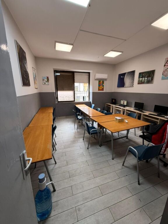 Locale in affitto! - Blocco  LSI