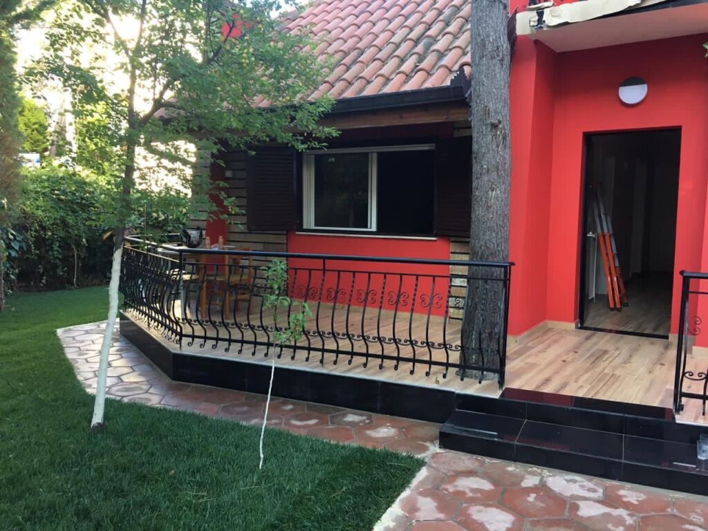 Shitet Vile ne Golem