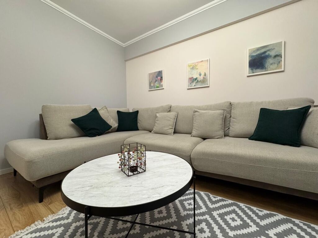 For sale, Apartment 2+1, Mine Peza Street, Tirana. Empire67078