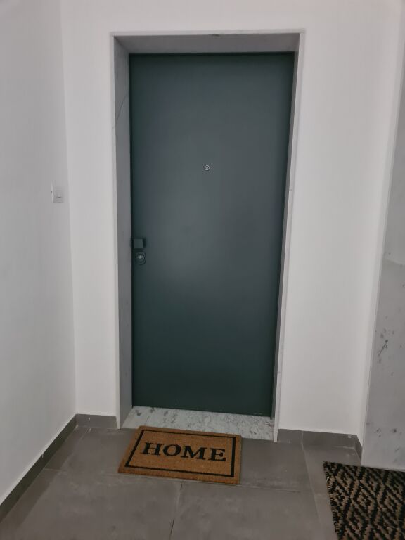Apartment 1+1 me qera te shkolla Osman Myderizi
