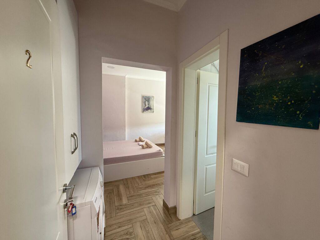 SHITEN, 2 x STUDIO  ISH STADIUMI DINAMO, TIRANË