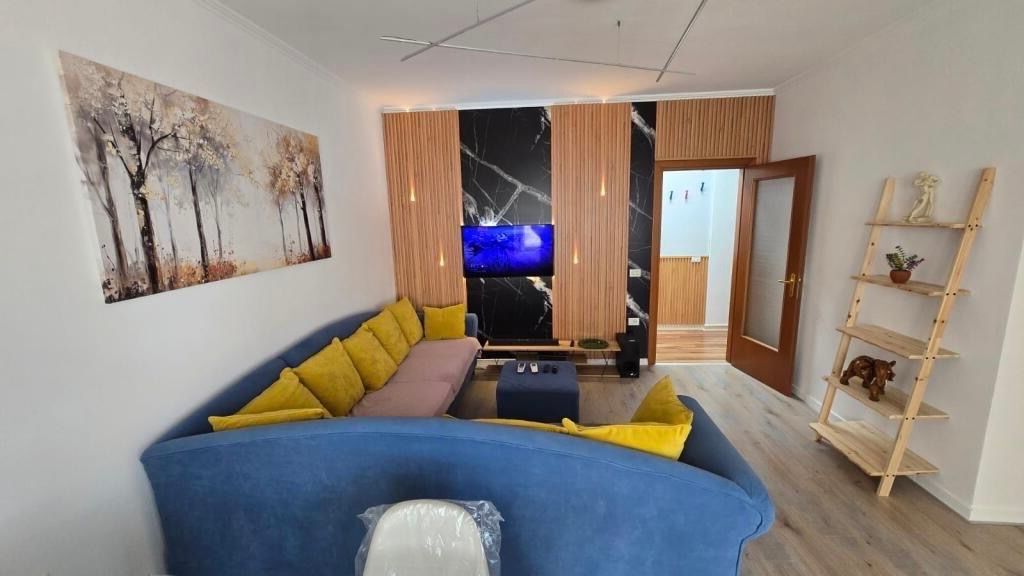 3+1+2+🅿️ me qera te Liqeni Thate