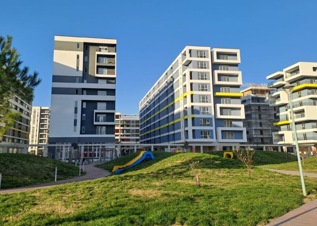 Appartamento 2+1 + 2 bagni + Posto auto Univers City in vendita 📍