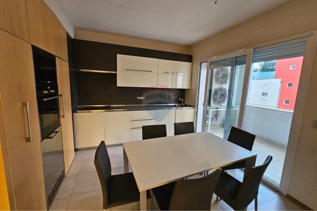 Apartment 3+1+2 for sale near the Tirana Lake