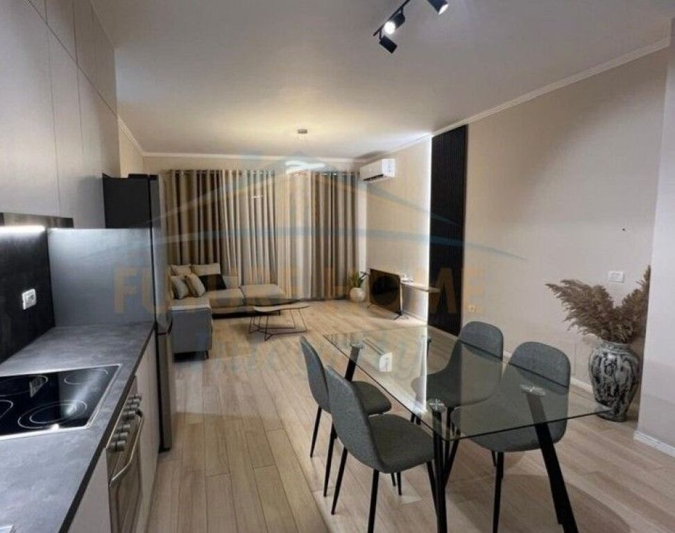 Qera, Apartament 1+1, Rruga e Dibrës, Tiranë.