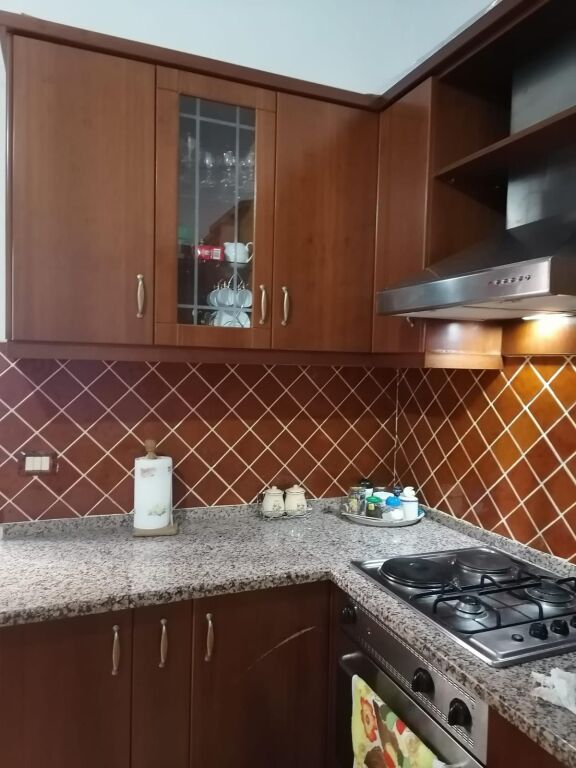 SHITET SHTEPI PRIVATE NE DURRES (PLAZH)