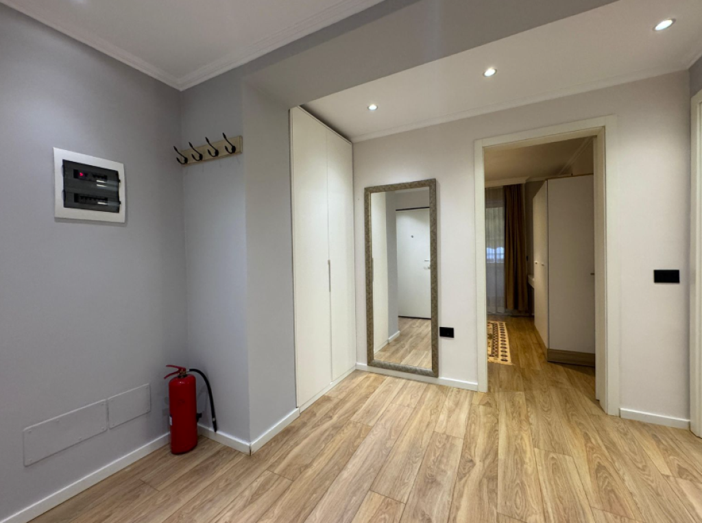 🏢 JEPET ME QIRA – RRUGA “MINE PEZA”