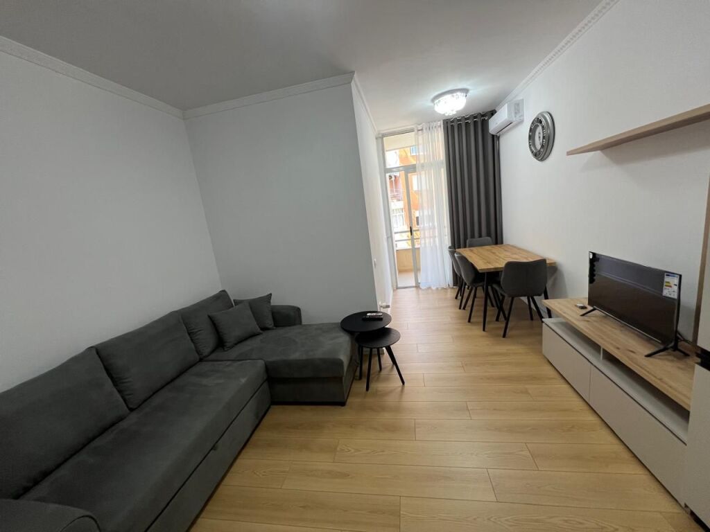 Ap 1+1 per qira tek spar 2 kati 3-te 450€