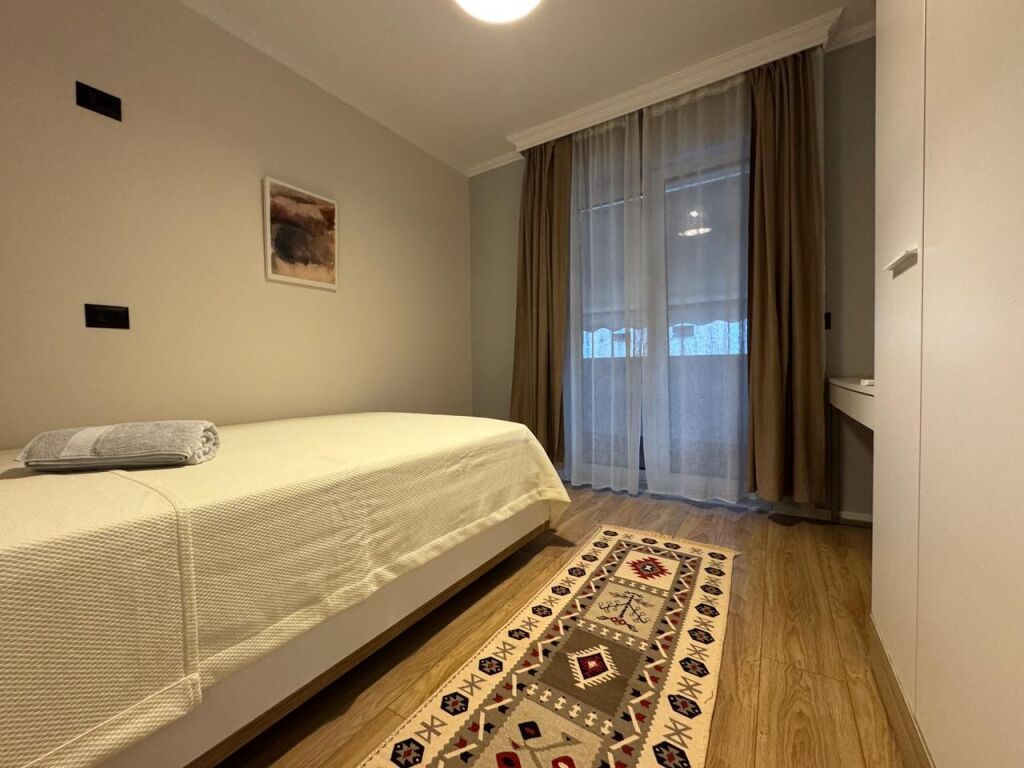 Affitto, Appartamento 2+1, Via Mine Peza, Tirana. Empire67076