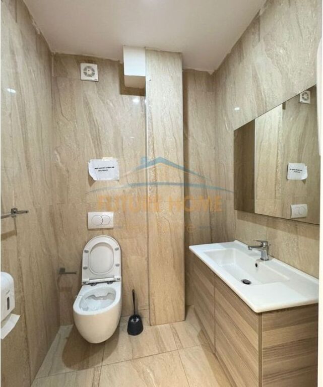 Qira, Ambient për Zyra , Shallvaret