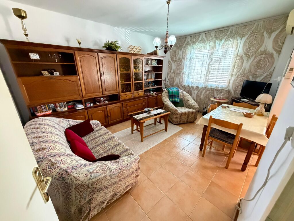 Jepet me qera 1+1 Shkolla Bashkuar