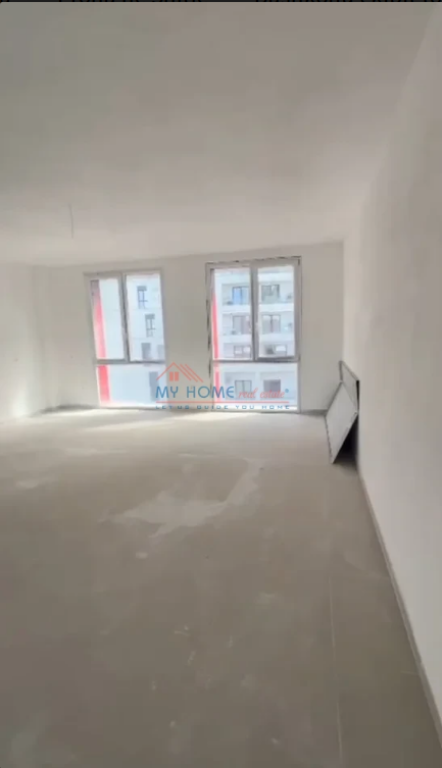 Zyre me qera Rruga e Dibres ne Tirane