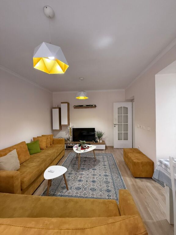 🏡 Apartament 1+1 për shitje 📍 Bulevardi Bajram Curri pranë Shkollë së Baletit