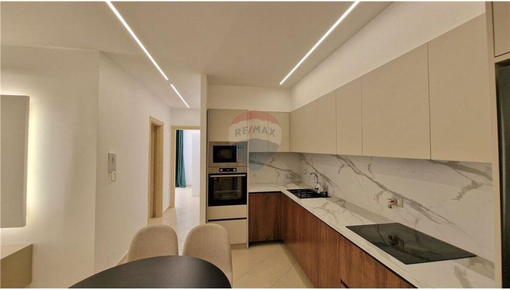 🌊✨ APARTMENT 2+1 FOR SALE – LUNGOMARE, VLORA ✨🌊