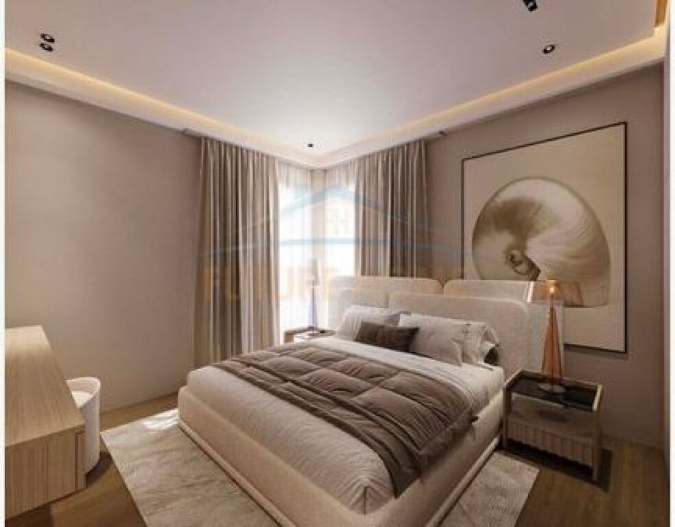 Shitet, Apartament Luksoz 2+1, Kopshti Zoologjik i Tiranës