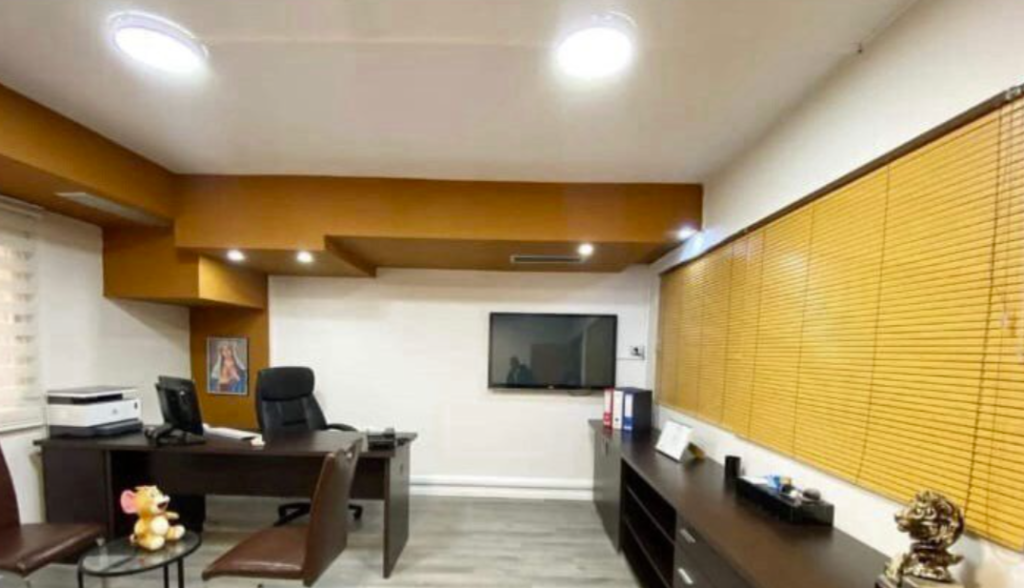 🏢 AMBIENT ME QIRA – RR. SAMI FRASHËRI, PRANË SHKOLLËS “PETRO NINI LUARASI”