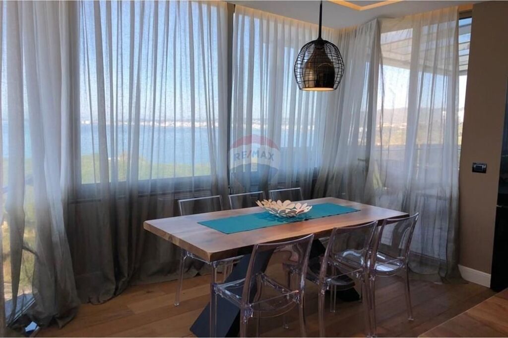 Apartament - Për Shitje - Rruga Dhimitër Konomi, Vlorë