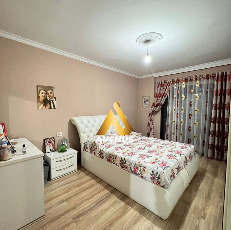 SHITET APARTAMENT 2+1+2 – YZBERISHT
