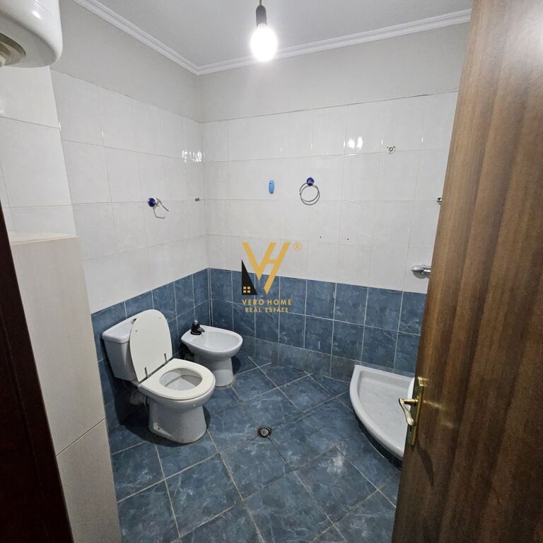 JEPET APARTAMENT 2+1+BLK ME QERA PERBALLE DELIJORGJIT 80.000 LEKE