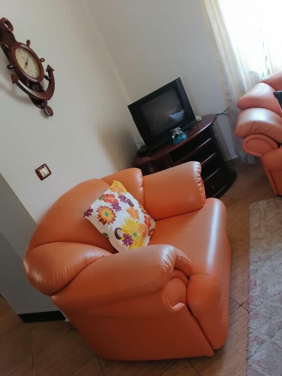 SHITET SHTEPI PRIVATE NE DURRES (PLAZH)