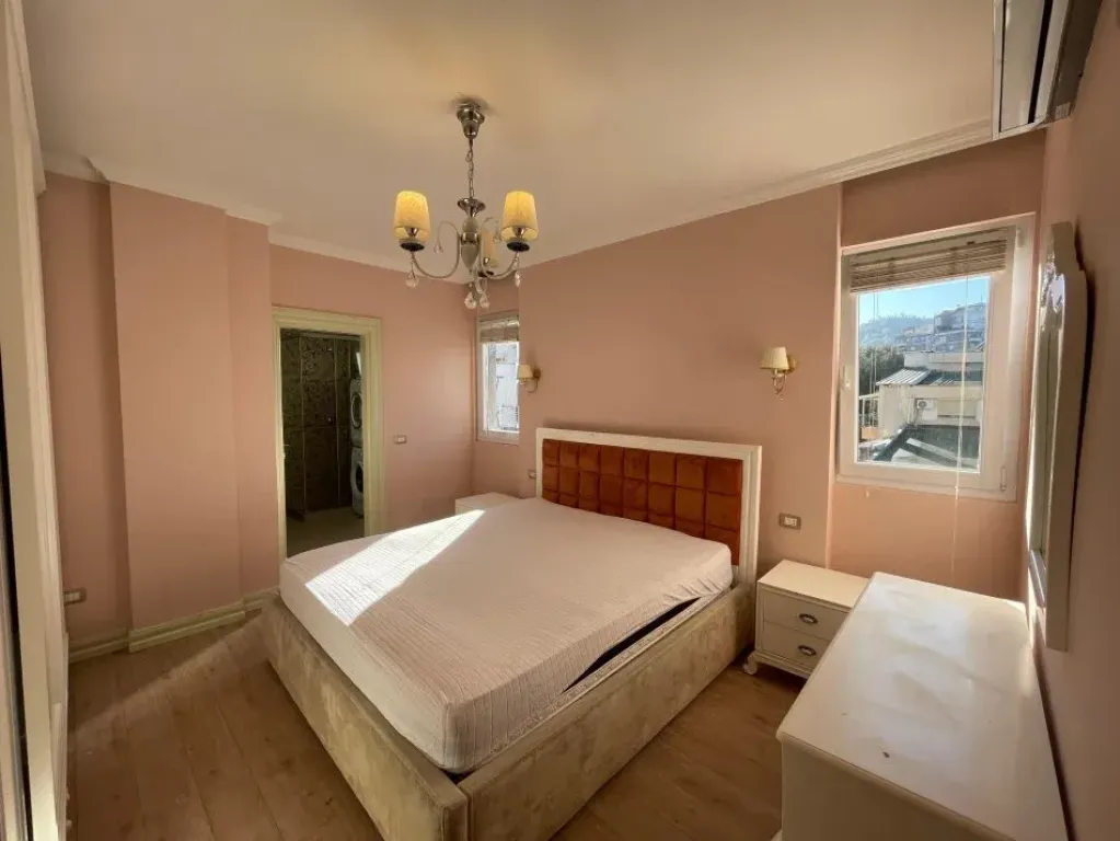 Qera | Apartament 3 + 1 + 2 |Liqeni i Thate | 1000 €/muaj