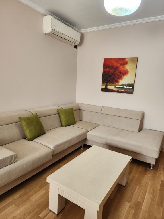 APPARTAMENTO 1+1 IN AFFITTO IN VIA HOXHA TASIM