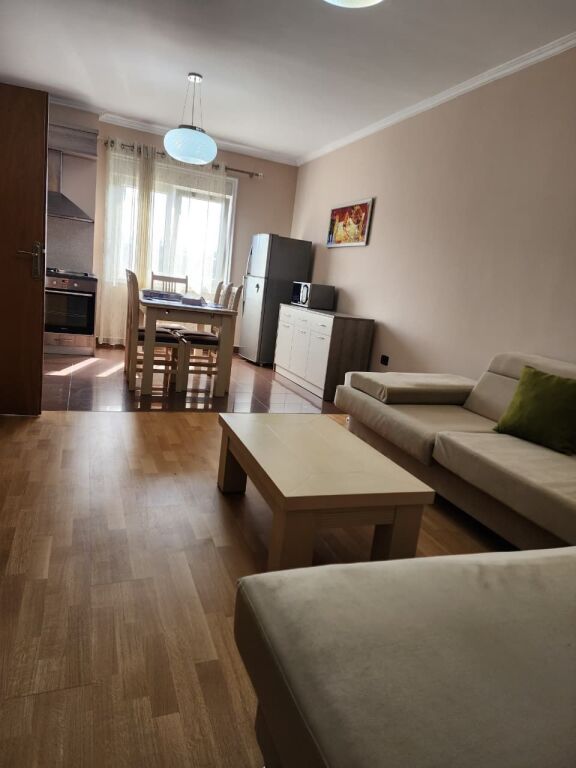 APPARTAMENTO 1+1 IN AFFITTO IN VIA HOXHA TASIM