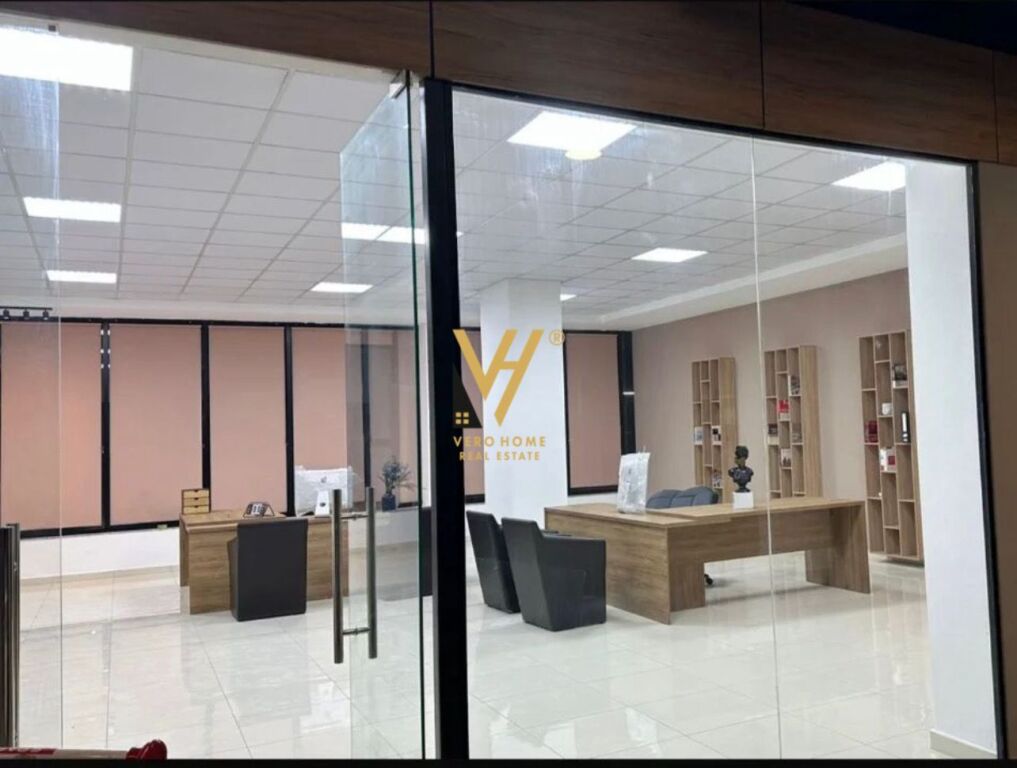 BUSINESS PREMISES 120 M2 FOR RENT IN KAMEZ 60,000 LEKE