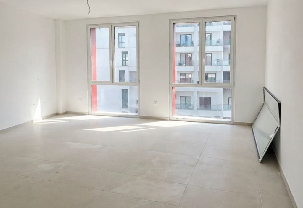 🔥  Ambient për Zyra me Qira – Farmacia 10