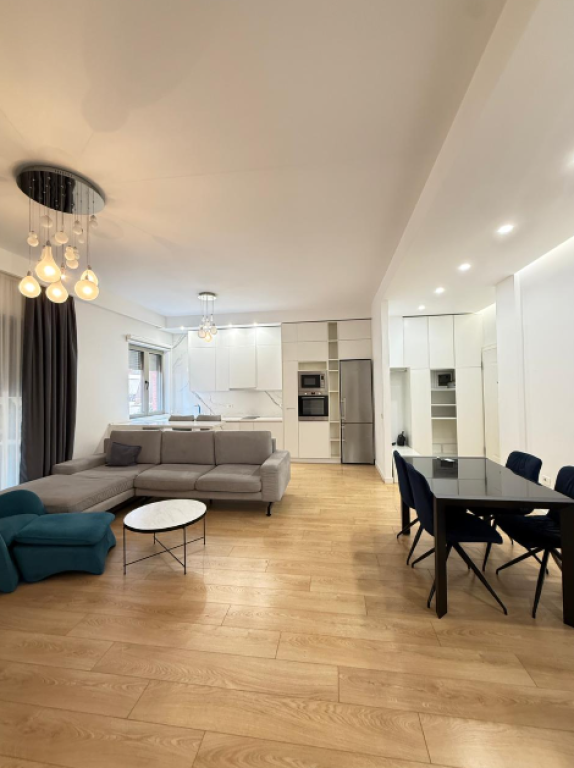 🏡 Jepet apartament 2+1 me qira te Kompleksi Delijorgji