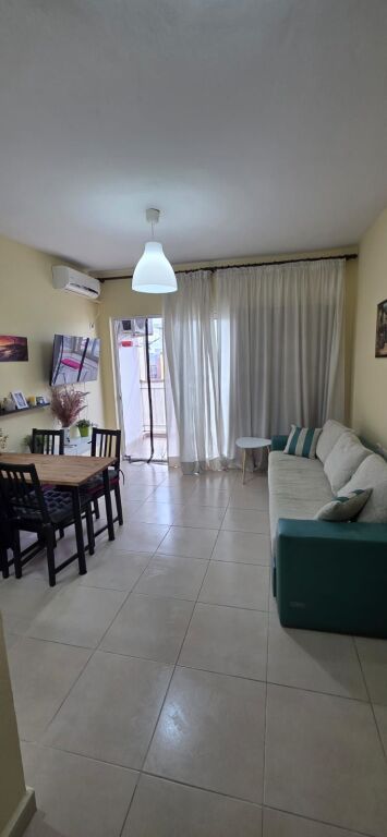 Vendesi Appartamento 1+1 + Balcone 📍 Fusha e Aviacionit