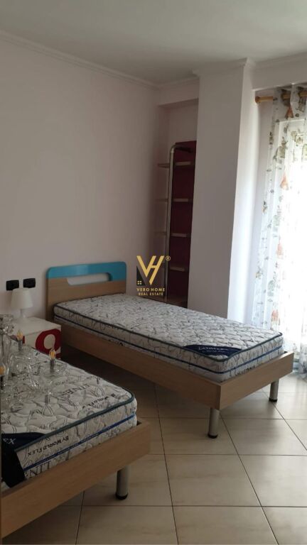 JEPET APARTAMENT 2+1+2 ME QIRA TE ISH FUSHA E AVIACIONIT 65.000 LEKE