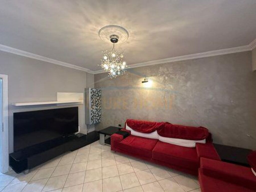 Shitet, Apartament 2+1+2, Laprake, Tirane