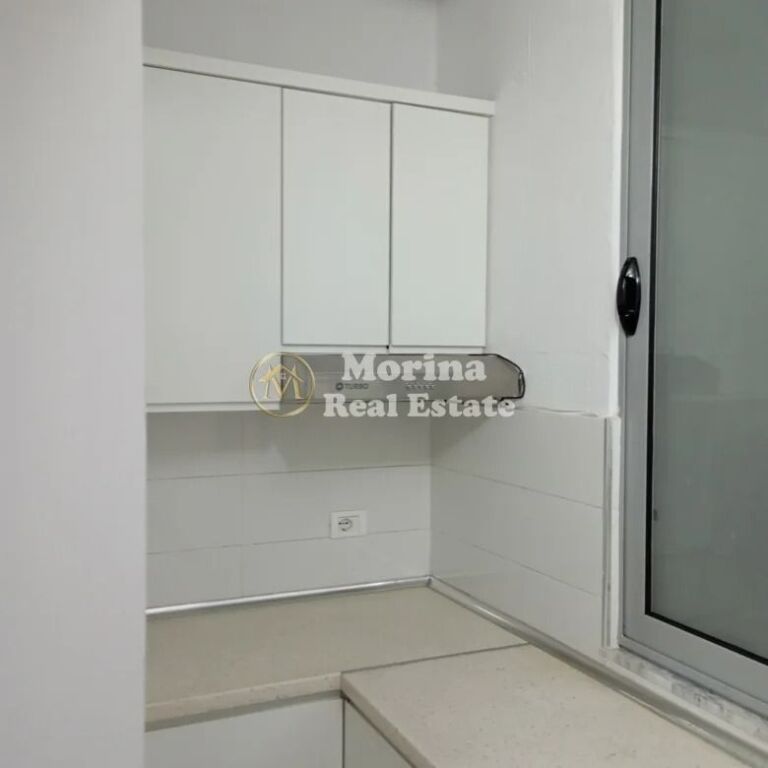 Rent | Apartment 1 + 1 | Brryli | 350 €/month
