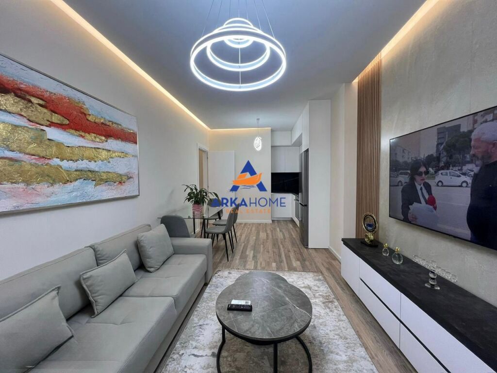 AFFITTASI APPARTAMENTO 1+1+BALCONE "IN VIA KOSOVARVE" 900 EURO