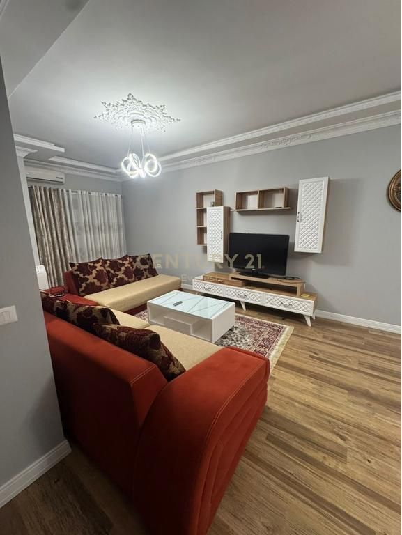 YZBERISHT, APARTAMENT 2+1 PER QIRA