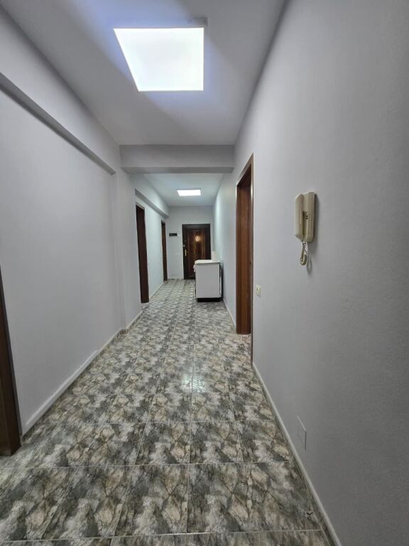 Zyre me qira tek Garda-Bllok