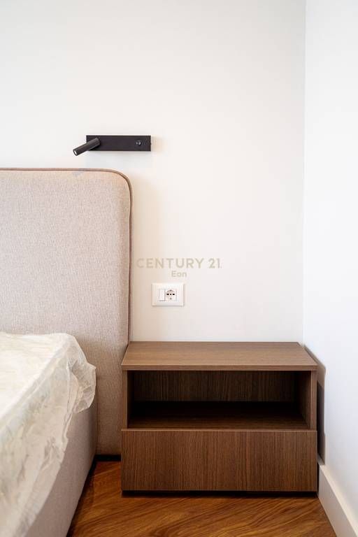 SHITET SUPER APARTAMENT 1+1 NE QENDER TE DURRESIT!