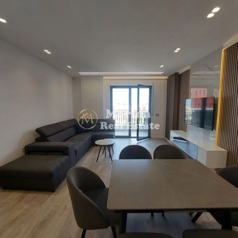 Vendita | Appartamento 2 + 1+2 | Bulevardi i Ri | 250.000 €