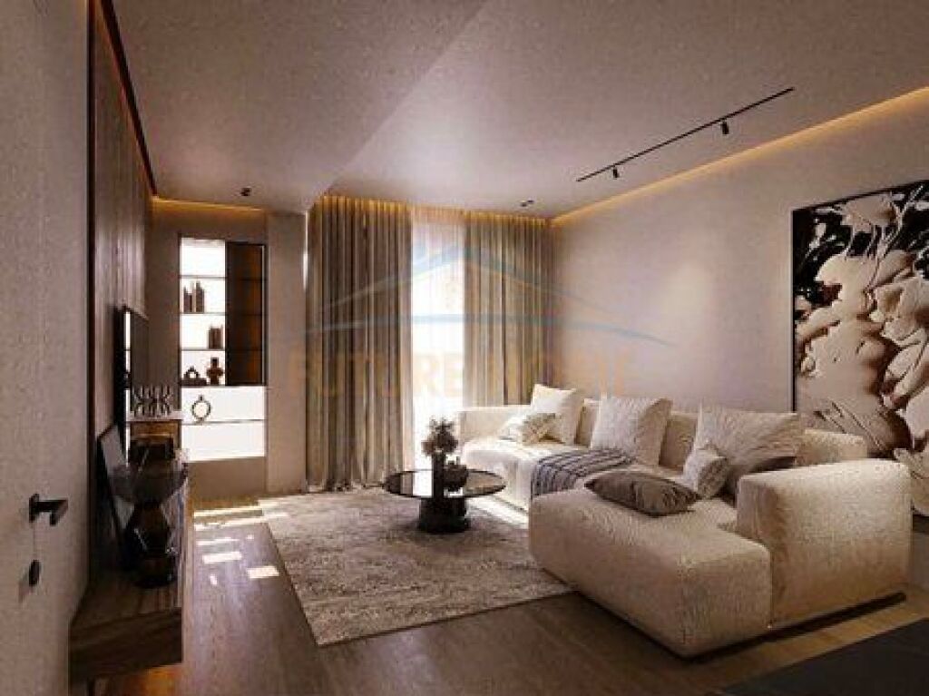 Shitet, Apartament Luksoz 2+1, Kopshti Zoologjik i Tiranës