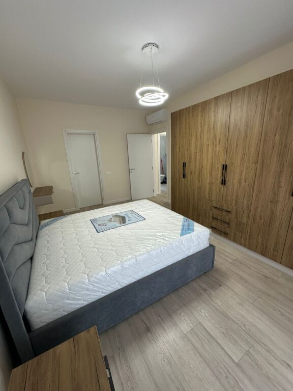 🏡 JEPET ME QIRA APARTAMENT 2+1 + VERANDË | Liqeni i Thatë