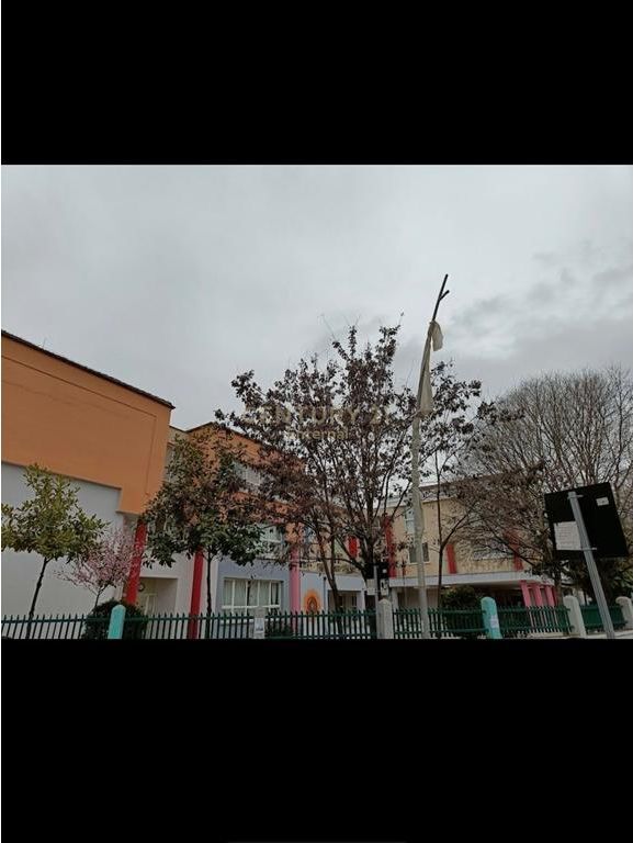 Dyqan per shitje prane Vasil Shanto