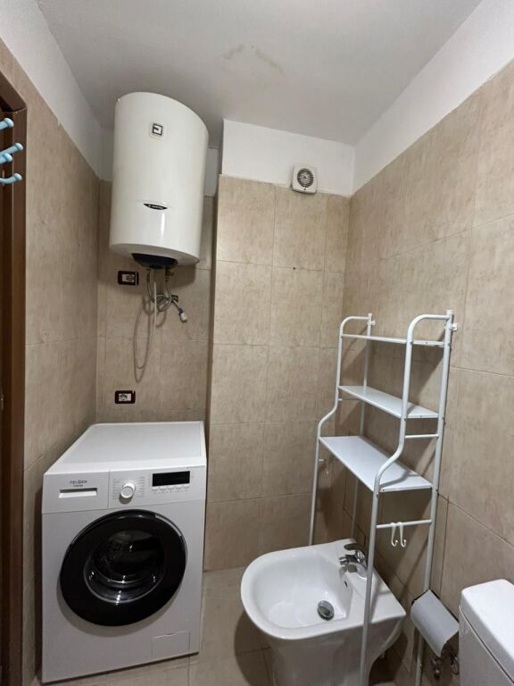 Apartament 1+1 me qira - Rruga e Kavajes