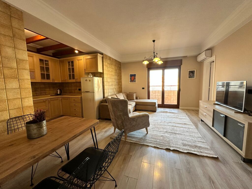 Apartamente 2+1 me Qira te 9 Kateshet Tiranë