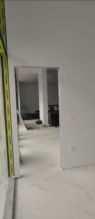 Jepet me qira ambient komercial multifunksional – Rezidenca Relux, Shkozë