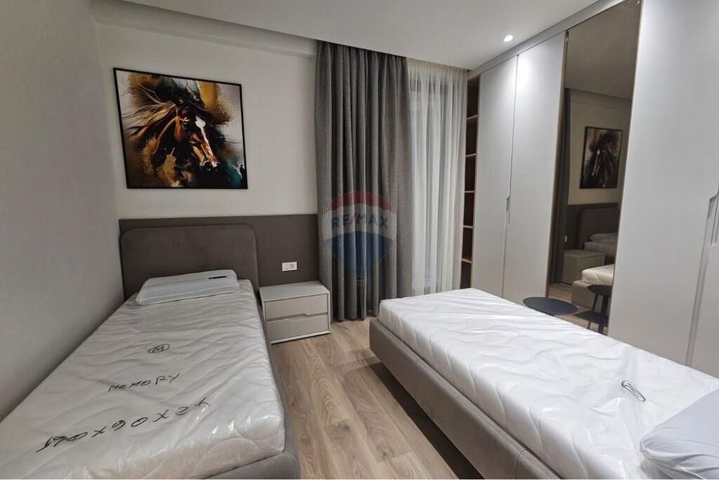 Apartament - Për Qira - Rruga Mine Peza, Tiranë