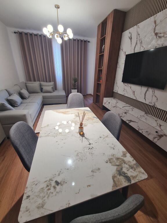 Apartment 1+1 me qera te shkolla Osman Myderizi